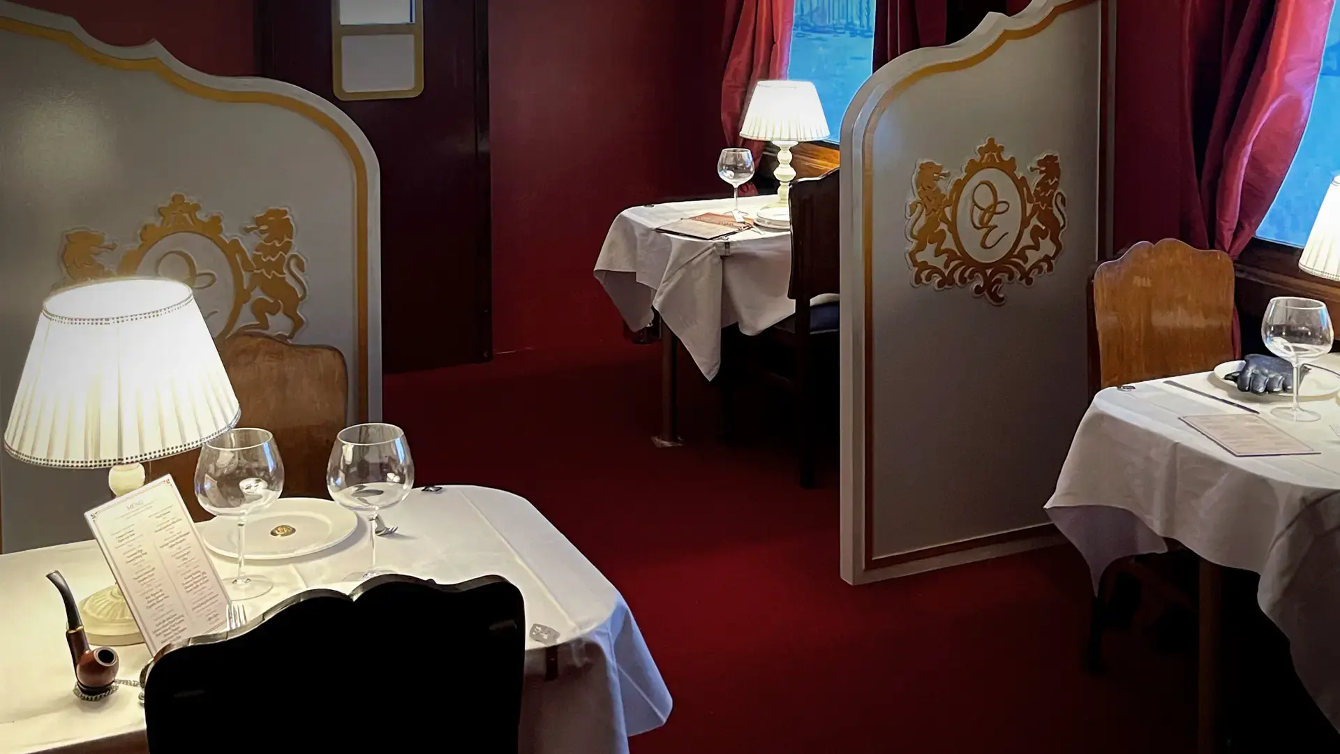 Thrilling escape room challenges at Game Over Escape Rooms - Can you escape in time?